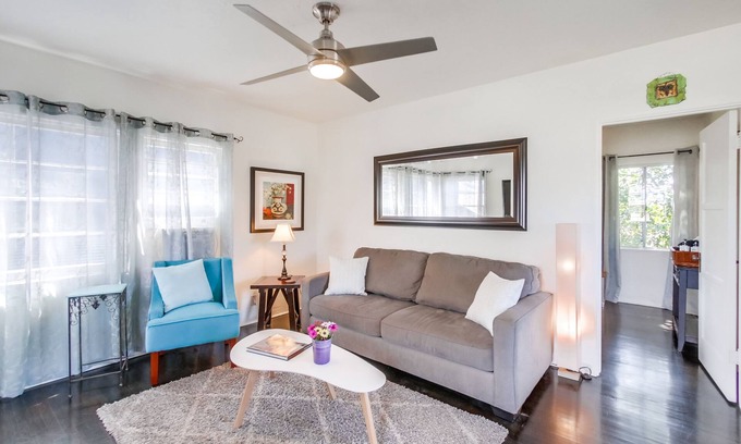 South Park Appartement | Boutique 1 bedroom in walkable & trendy neighborhood of South Park