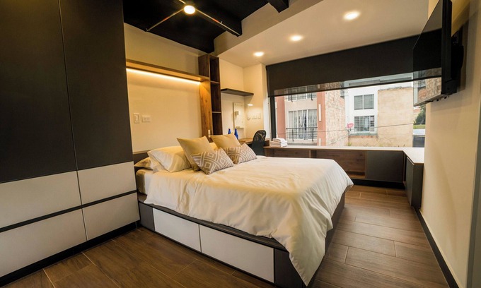 Tunja Appartement | Boutique apartment, only 10 min walk to shopping centers and universities.