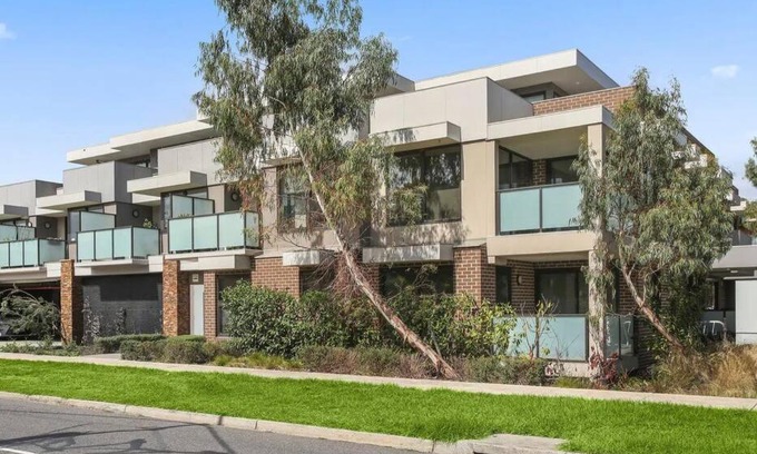 Heidelberg Heights Appartement | Boutique Heidelberg Heights 2BR apartment - G01