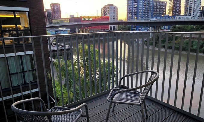 East Ham North Appartement | Boutique London Apartmemt | O2, Excel, Canary Wharf