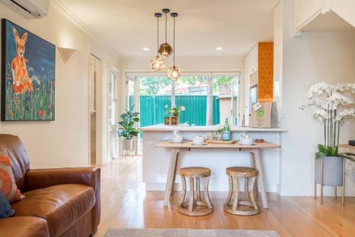 Richmond North Maison | Boutique Stays - Buckingham