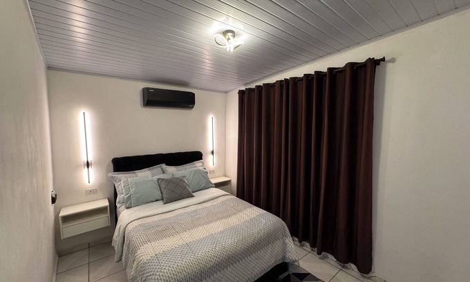 Lavras Maison | Cozy house with barbecue in Guarulhos