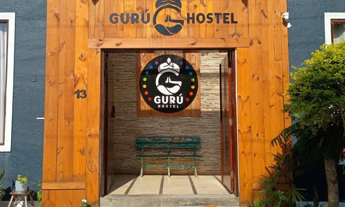 Portal da Ferradura Cabine | Hostel with private and shared rooms, excellent location and views.