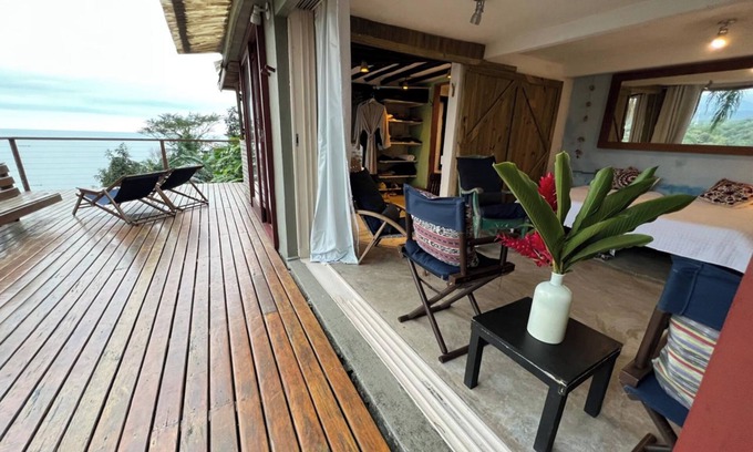 Barra do Sahy Cabine | Suite-Living Room with Sea View - Barra do Sahy