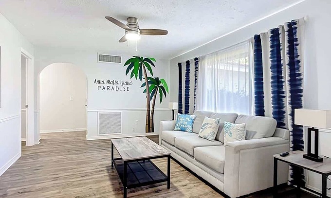 Palma Sola Maison | Bradenton Retreat: 4BR/2BA w/ Pool & Mini Golf