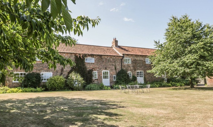 Winestead Cottage | Bramhill Granges, BURTON PIDSEA