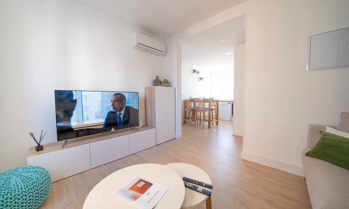 Perchel Norte Appartement | Brand new apartment in Malaga center a few steps from the pedestrian area.