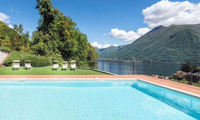 Argegno Appartement | Brand new apartment with garden and lake view surrounded by nature equipped with all comforts for a wonderful holiday on Lake Como, the most beautiful lake in the world.