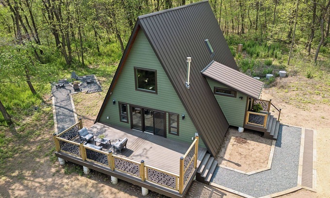 Pepin Cabine | Brand NEW build. A-frame 2bed+/2bath. Nature paradise. Pepin, WI.