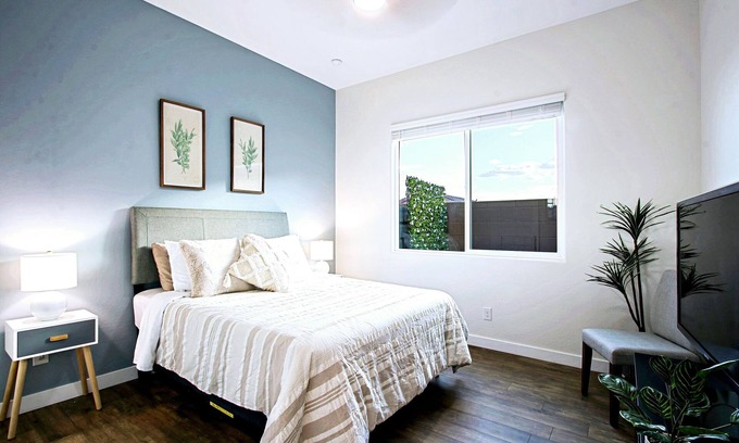 North Gateway Maison | Brand new community! Modern and stylish Casita with mountain view