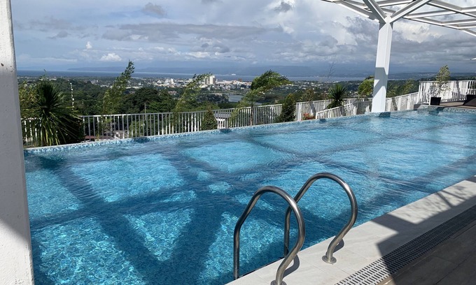 Cagayan de Oro Maison | Brand New Condo with pool and gym. One minute walk from Mall