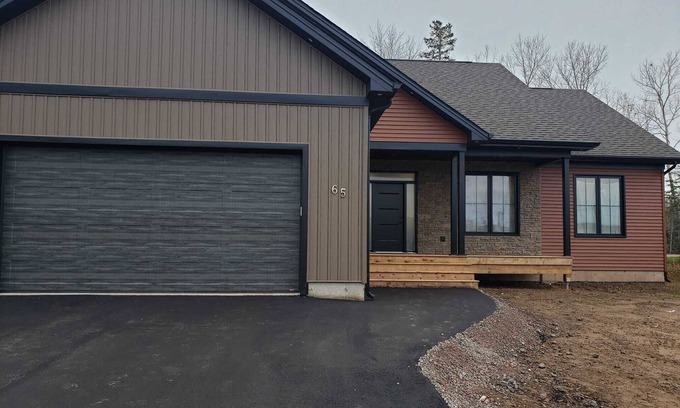 Shediac Maison | Brand new cul-de-sac 5 to 10 mins from beach ,great family home