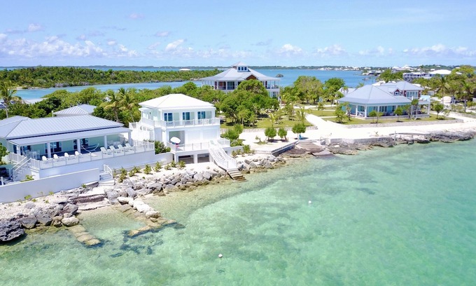 Lubbers Quarters Cay Maison | Brand NEW direct oceanfront with protected dockage