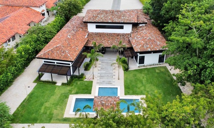 Tamarindo Maison | Brand New House just Steps from Private Beach in Gated Community