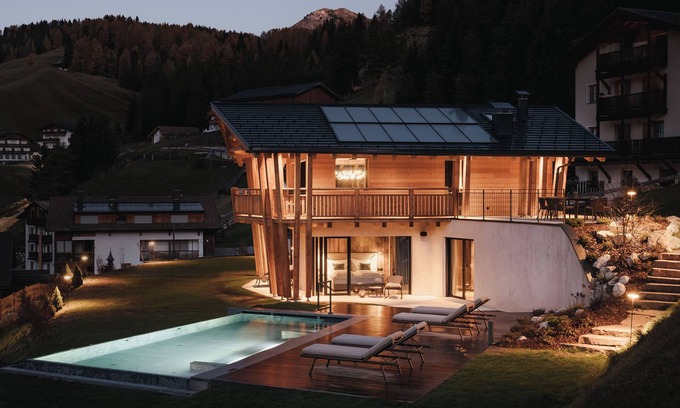 Selva di Val Gardena Chalet De Ski | Brand new Chalet for private use