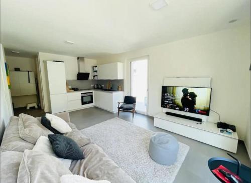 Belair Appartement | Brand New Luxury Studio in Belair with balcony