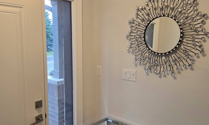 West Oak Trails Maison | Brand new Modern 4 Bedroom Home in prestigious Oakville community