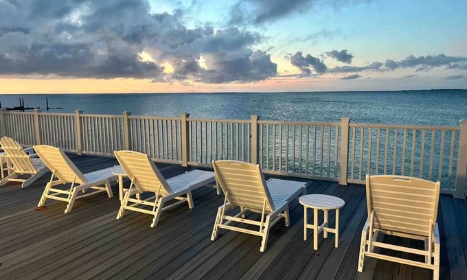 Lubbers Quarters Cay Maison | Brand NEW Oceanfront Home with protected dockage