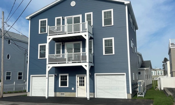 Wells Beach Copropriété | Brand New Build 4-bed/2Full bath condo with Central AC & WiFi on Atlantic ave