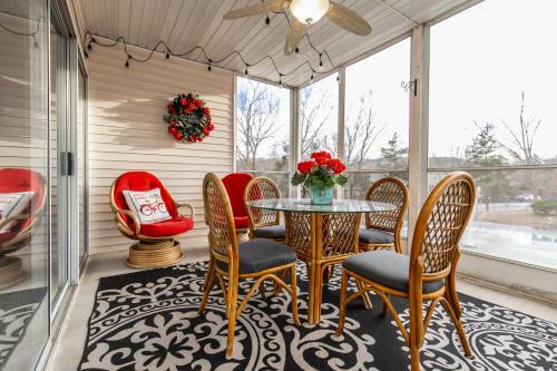 Table Rock Appartement | Branson Resort Condo - 3 Miles to the Strip!
