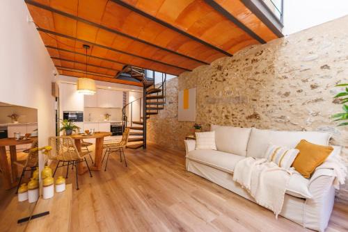 Barri Vell Appartement | Bravissimo Ballesteries 40, Barri Vell duplex