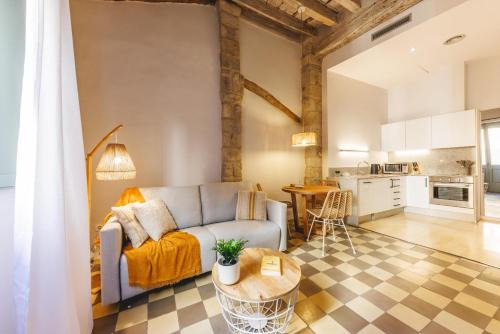 Barri Vell Appartement | Bravissimo Calderers La Lleona, heart of the Barri Vell
