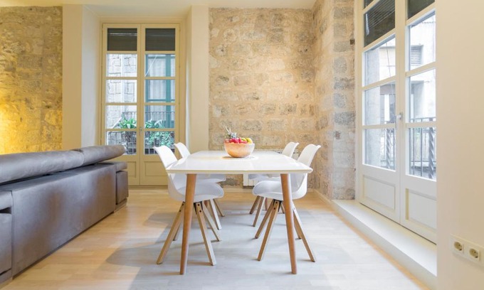 Old Town Appartement | Bravissimo Cort Reial-1B