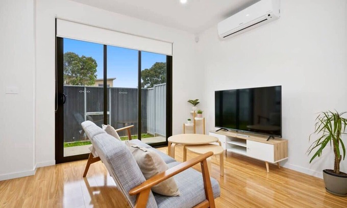 Braybrook Maison | Braybrook Bliss: Long Stay Discount