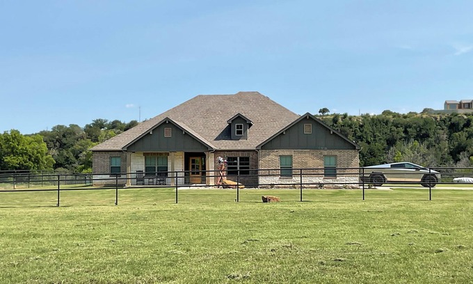 Mineral Wells Maison | Brazos River Ranch near PK & Rocker B Ranch
