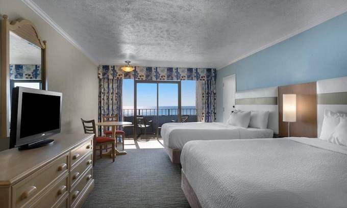 Myrtle Beach Appartement | Breathe in the Ocean Oceanfront Room 3rd Floor