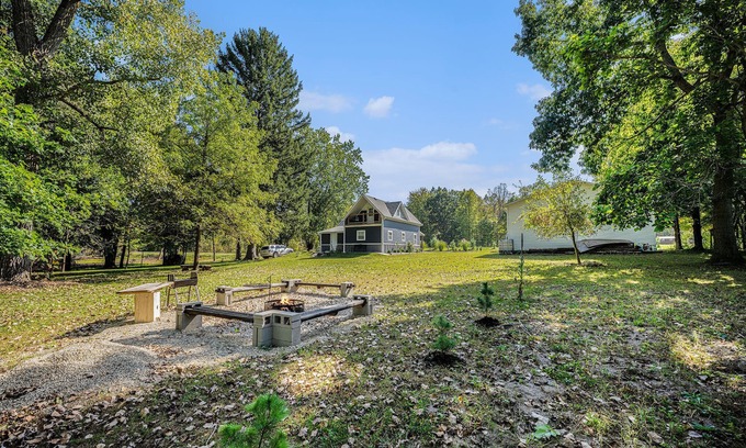 Kendall Maison | Breathe & Unwind: Secluded Cabin 2BR- Near South Haven