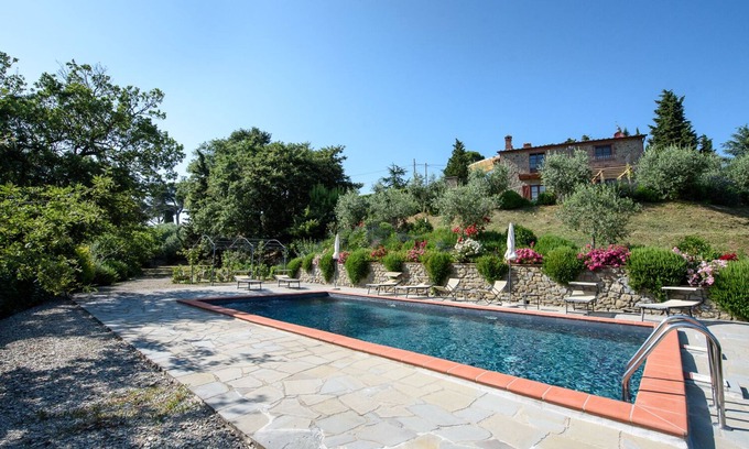 Lisciano Niccone Villa | Vue imprenable sur le lac Trasimène villa 10 personnes