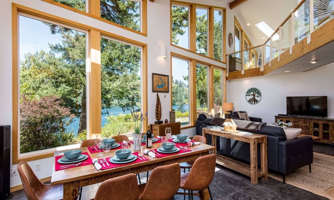 Florence Maison | Breathtaking Lake Front Home W/ Private Dock, Amazing Views, and Fire Pit
