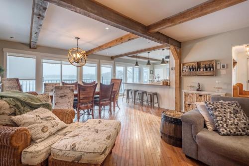Chertsey Chalet De Ski | Breathtaking Lake View With Spa Chalet 360