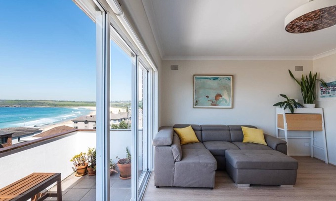 Maroubra Appartement | Breathtaking Maroubra Beachview Apt w Parking