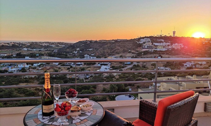 Patio Appartement | AlbufeiraOrada SunSet Penthouse
