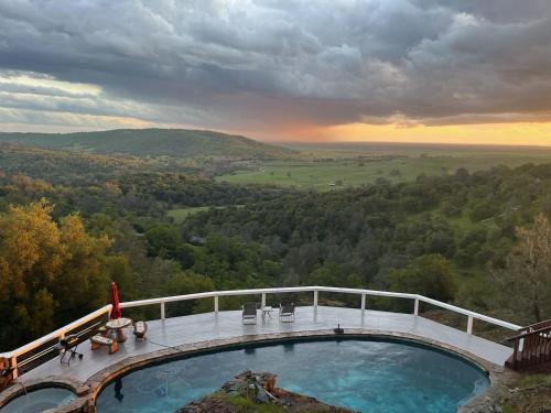 El Dorado Hills Maison | Breathtaking view of the Hills with HotTub, Pool and Pool Table