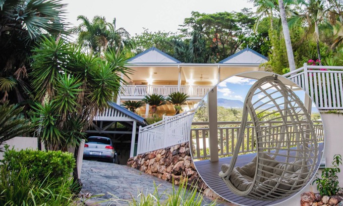 Whitfield Maison | Breathtaking views of the ocean and city, nestled in Whitfield National Park