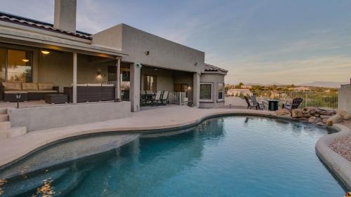 Fountain Hills Maison | Breathtaking Views and Htd Pool in Fountain Hills