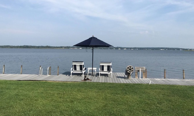 Monmouth Beach Maison | Maison au bord de l'eau à couper le souffle sur la rivière Shrewsbury