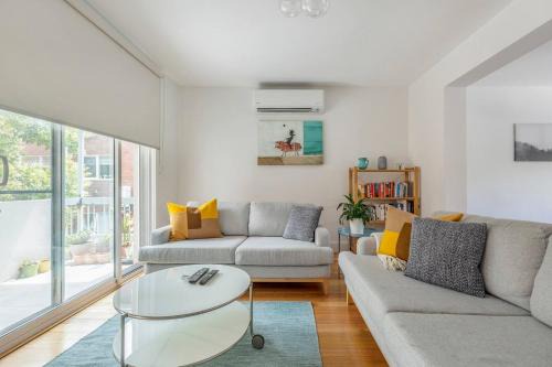 St. Kilda East Appartement | Breezy East - A Light-filled Family Retreat