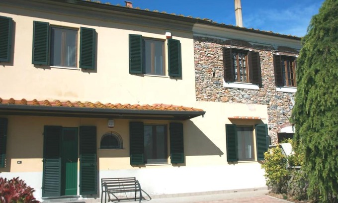 San Giuliano Terme Appartement | Brekkafest