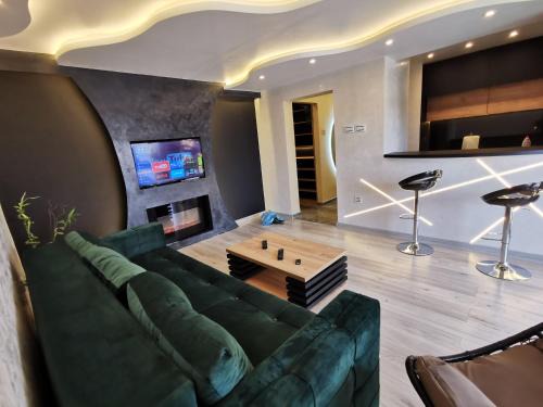 Novi Sad Appartement | Brend new luxurious apartment in downtown with free parking