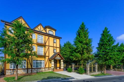 Puli Maison | Brest Bed & Breakfast