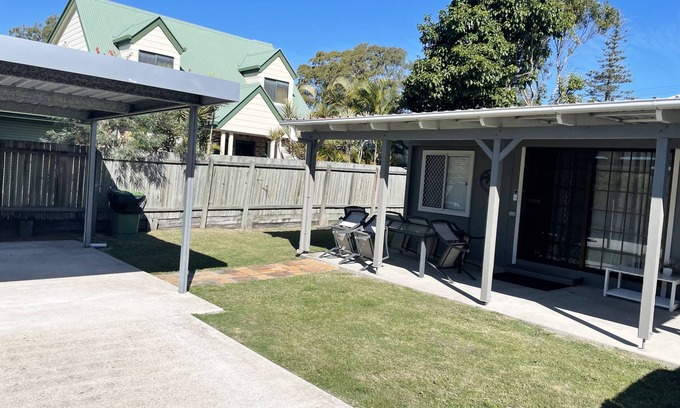 Bongaree Appartement | Bribie Beach Bungalow