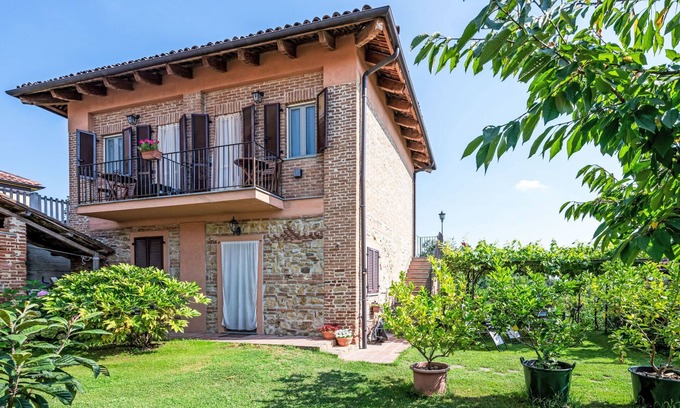 Collina del Negro Appartement | Bricco dei Ciliegi by Interhome