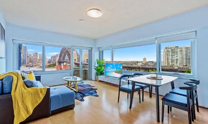Kirribilli Maison | Bridge View 2 Bedroom Apartment @ Kirribilli | MHS