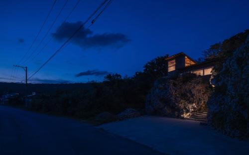 Tamagusuku-son Maison | Bridgebuilders Tourist Home