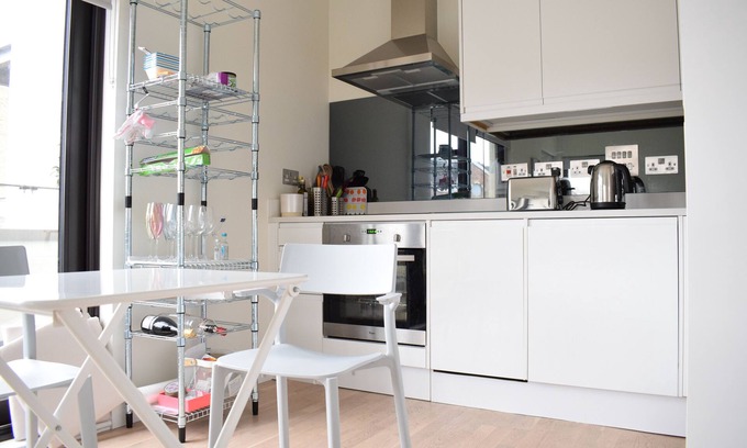 St. George's Appartement | 1 Bedroom Flat in North London