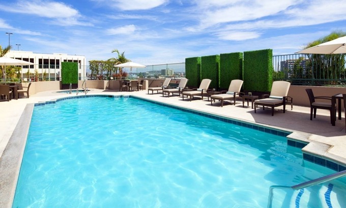 Downtown Long Beach Hôtel | Bright 2 Double Beds | Near Long Beach Attractions